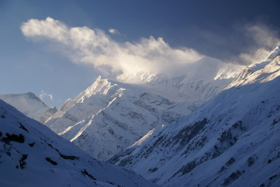 Blick früh morgens auf die Berge