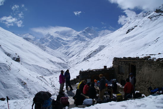 Teepause an einer kleinen Hütte