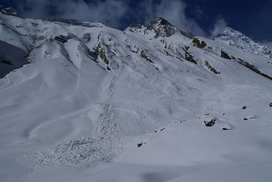 Über Nacht gabs auch ein paar kleine Lawinen