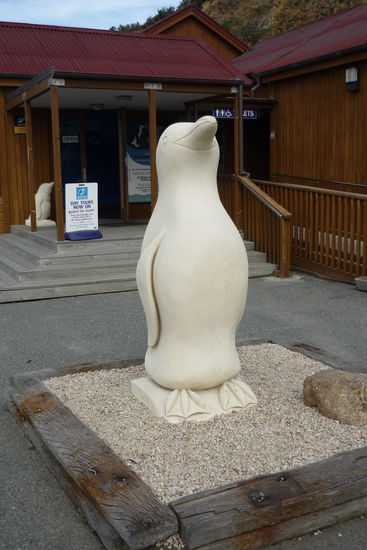 o.g. Kalksteinstatue