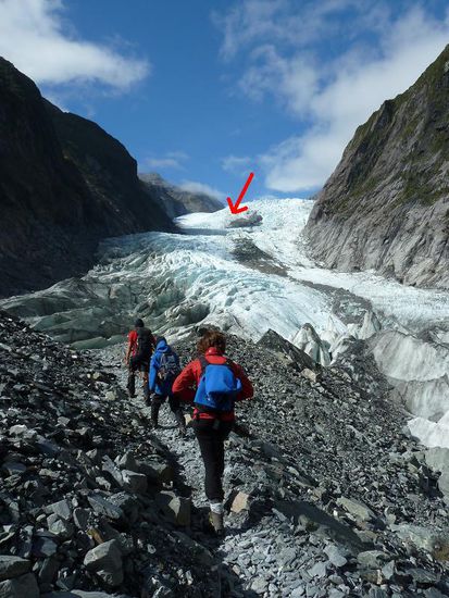 Der rote Pfiel zeigt euch, wie weit und hoch wir gekraxelt sind..