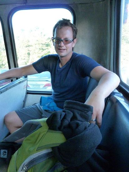 Endlich im Bus.....Gott segne gepolsterte Sitze!!!