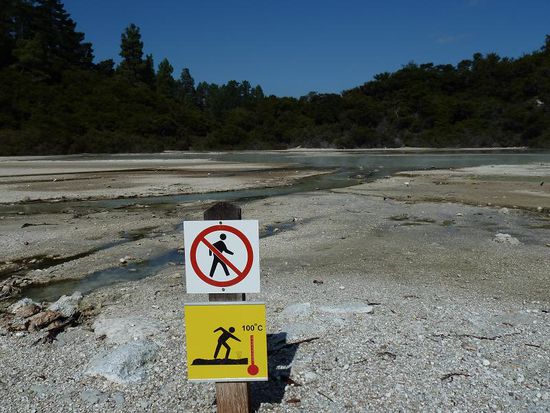 Blubbel&amp;Co darf man nicht unterschätzen....Trotzdem halten nicht mal diese Schildchen, die Neugierigen ab. Aber wenn man auf Brandwunden steht...