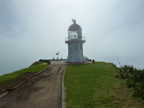Auf Grund des schlechten Wetters und der Jahreszeit hatten wir den Leuchtturm fast für uns alleine, was natürlich ein absoluter Vorteil war. Normalerweise türmen sich hier die Touris, die mit den Bustouren gegen 12 Uhr alle hier ankommen.