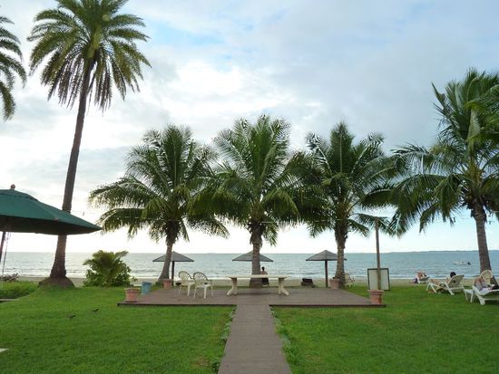 Blick vom Hotel auf den Strand... Schonmal ok für den Anfang 