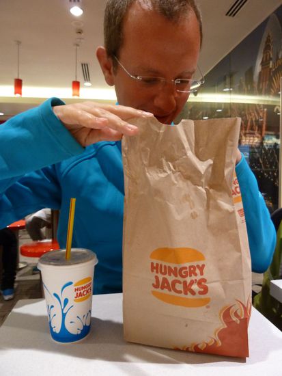 A picture for Marylin. We remembered your desire for the hamburgers and now we do understand 