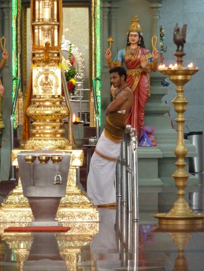 Ein Mönch macht Pause