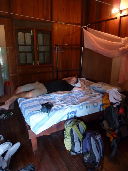 Das Wesentlichste ist vorhanden: Bett+Moskitonetz