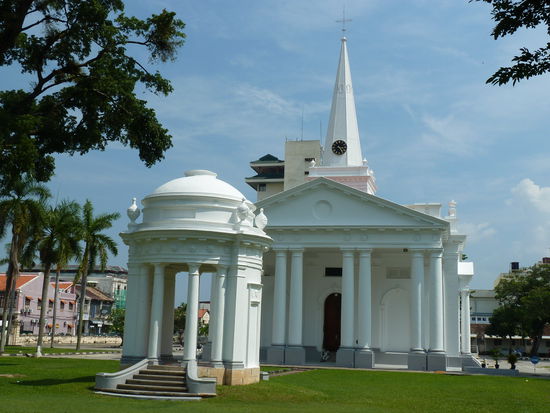 Die Innenstadt wurde als Weltkulturerbe deklariert und bekommt finanzielle Unterstützung, was sich in Teilen des Stadtbildes widerspiegelt. Da wie in fast jeder malayischen Stadt viele Religionen nebeneinanderleben, hier eine christliche Kirche.