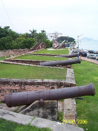Kanonen im Fort Cornwallis