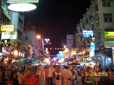 die Khao San Road wie man sie aus "The Beach" kennt