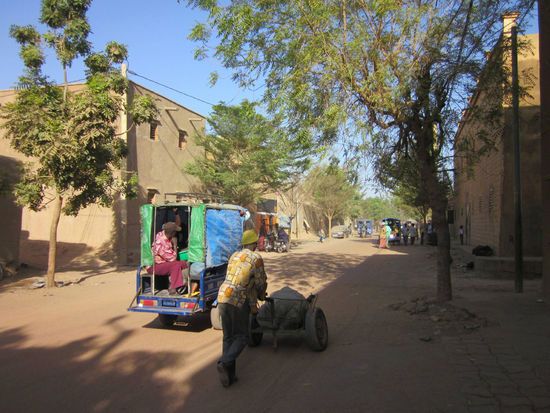 Strassenszene in Mopti