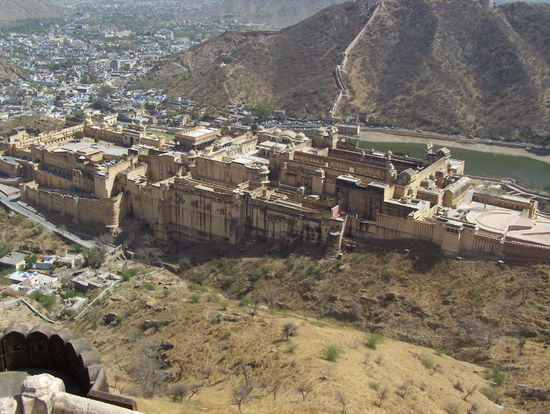 Jaipur: Jaighar-Fort - Blick auf Fort Amber