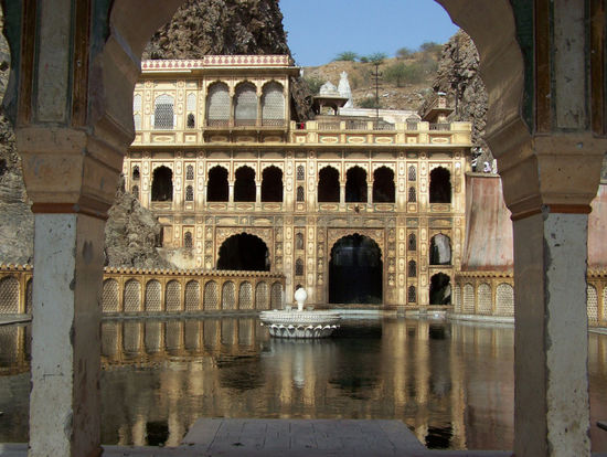 Jaipur: Galwar Bagh
