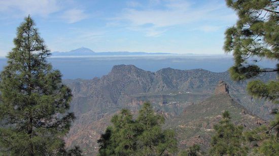 Wanderung zum Roque Nublo mit Blick zum Teide auf Teneriffa