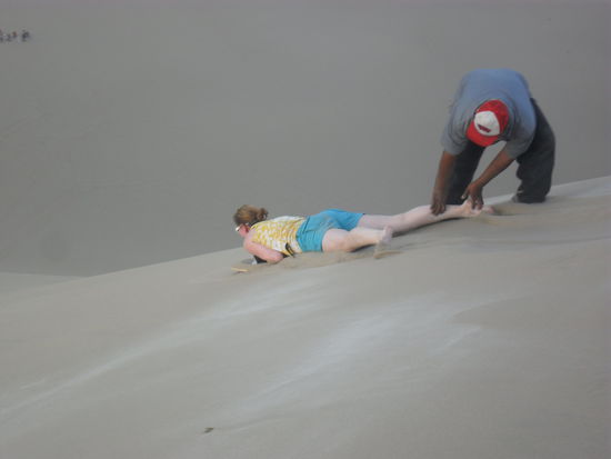 Rike kurz vorm ewig langen Weg (s. Video bei Facebook von Seb)