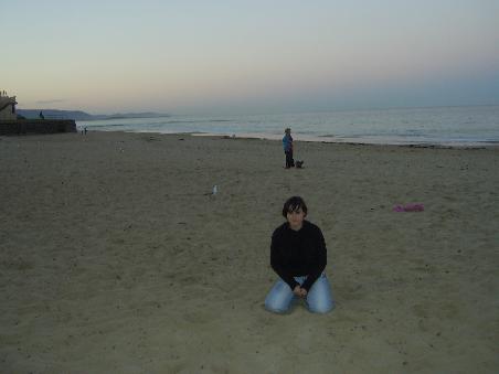 der strand ist echt schlimm vor allem, weil der sand megafein und strahlendweiß ist, wie in der Karibik... aber wer mag schon die Karibik???