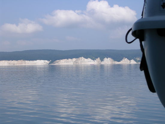 Anfahrt auf Sassnitz, die Kreidefelsen