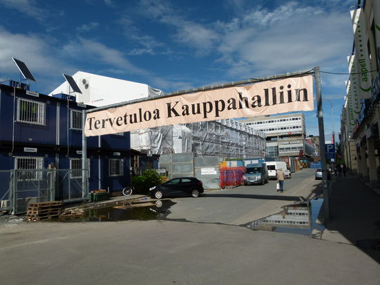 eingepackte Markthalle