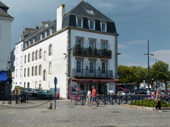 wo ist Kommissar Dupin??