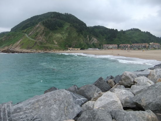 Badebucht Orio am Abend