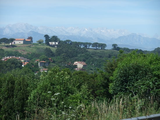 Berglandschaft um Comillas