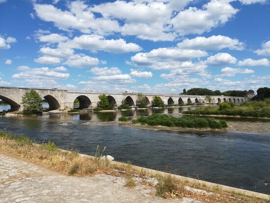 Loire-Brücke von Beaugency