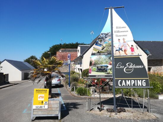 Einfahrt Camping Les Embruns