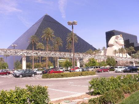 Hotel Luxor