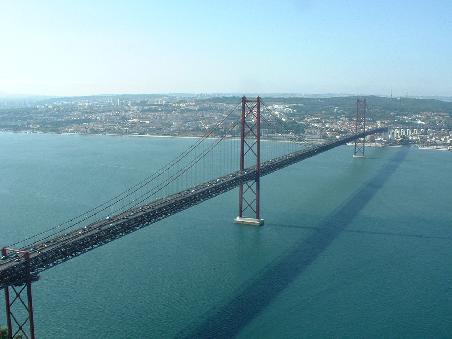 Lissabon Ponte 25 de Abril