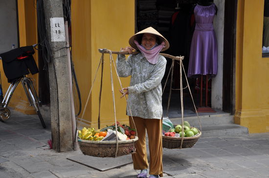 hier kaufen wir leckere Bananen