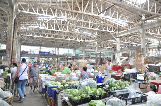 Blumen und Gemuesemarkt