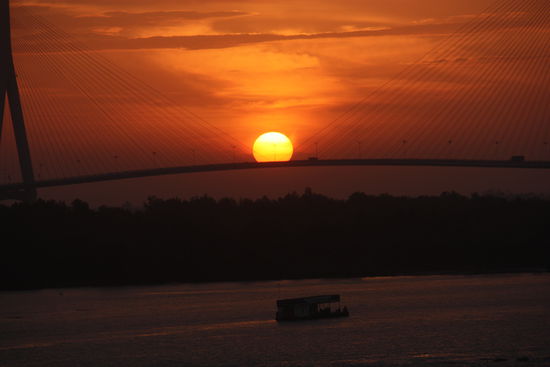 20.03.11 - Sonnenaufgang im Mekong-Delta