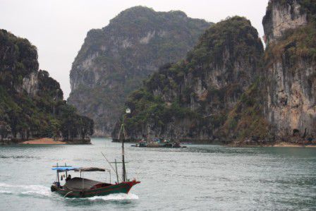 07.03.11 - klarere Sicht in der Ha Long Bucht