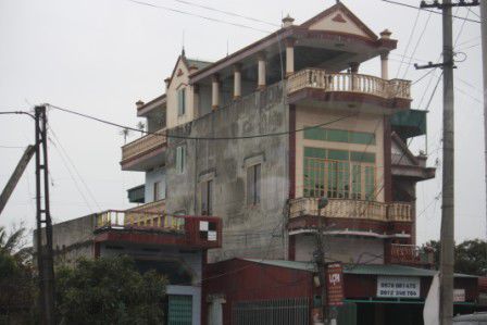 07.03.11 - noch so ein Haus zwischen Ha Long und Hanoi