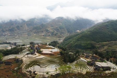 12.03.11 - Blick in das Muong Hoa Tal