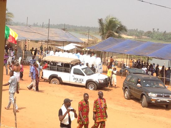 Festgefahrenes Polizeiauto