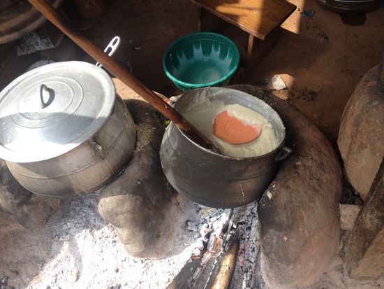 Aus diesen Töpfen bekam ich ein leckeres Mittagessen