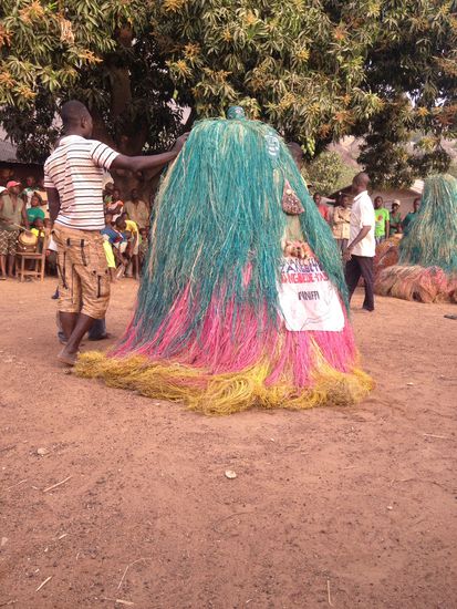 Nichts und niemand ist hier drunter