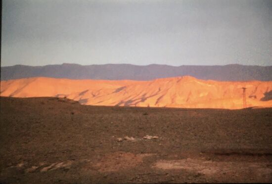 Die Berge angestrahlt von der Morgensonne