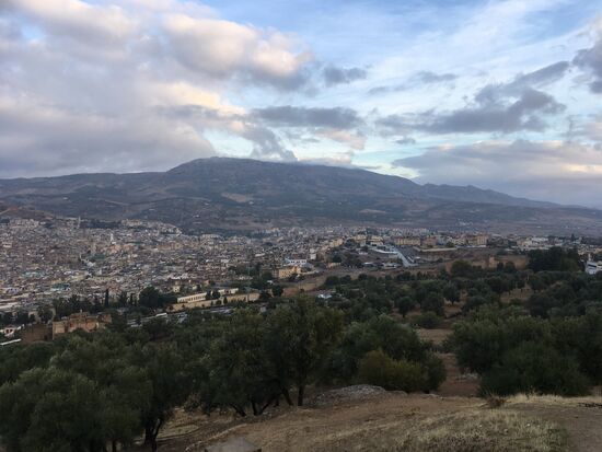 08:22 Uhr – Blick von der Südfestung auf Fès