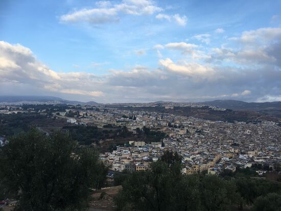 08:27 Uhr – Blick von der Südfestung auf Fès