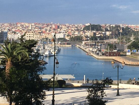 Blick vom Minarett auf Rabat