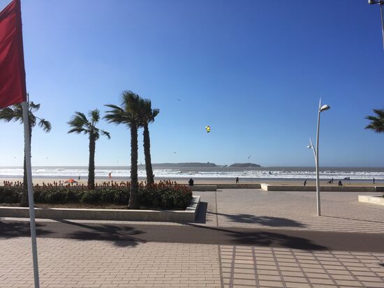 Surfer haben ihren Spaß