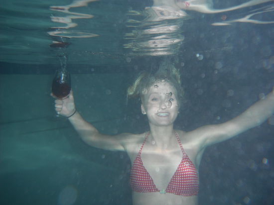 Das mit dem Wein unter Wasser war eigentlich nicht so beabsichtigt 