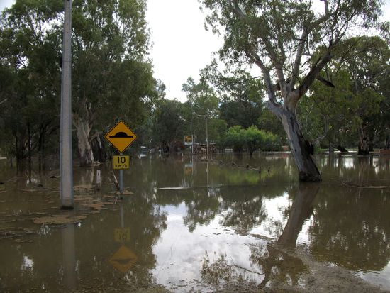 ...an dem immer noch alles ueberschwemmt ist