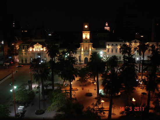 Der Plaza de Armas - super Blick vom Balkon des Hostels