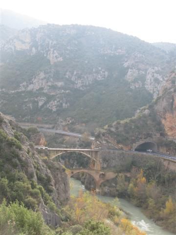 Teufelsbrücke, alt und neu