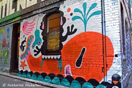 Immer wieder wechseln hier die Motive.....