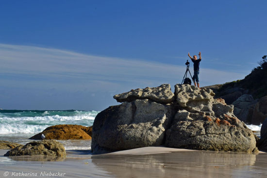 Marco zeigt vollen Einsatz, um zu einem guten Foto zu gelangen.... Ein wenig nass wurde er dabei auch.... Aber wir hatten ja schönen Sonnenschein, allerdings ist es winterlich frisch....